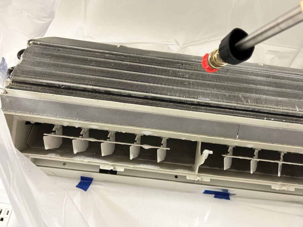 高圧洗浄機でのエアコンクリーニング
