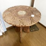 買取した木製テーブルなどの大型家具